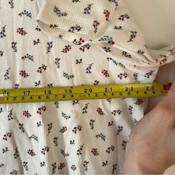 Old navy Ribbed Floral Button Top Plus Size 3X Cream Stretch Scoop Neck NWT - Picture 9 of 13